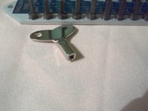 Small key for Novelty Clocks, Hummel, Black Forest cuckoo