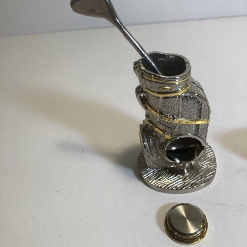 Small Metal Golf Bag Desktop Desk Clock Paperweight Pencil Pen Holder