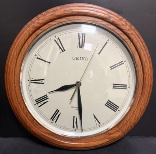 Solid Oak Wooden Seiko Wall Clock QXA101BC Roman Numbers Taiwan Movement 11.5”