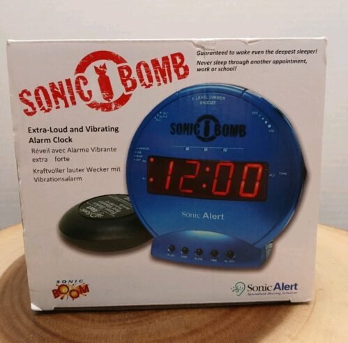 Sonic Bomb Vibrating Alarm Clock with Bed Shaker Blue (New in Box)