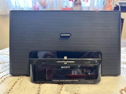 Sony Digital Alarm Clock iPhone Compatible Black Model ICF CS15iPN Works Great!