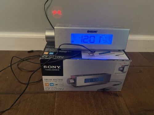 Sony Dream Machine Alarm Clock Radio Red Projector Nature Sound ICF-C717PJ