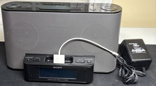 Sony Dream Machine AM/FM Clock Radio w/ 13 Pin iPod/iPhone Dock Model ICF-CS10iP