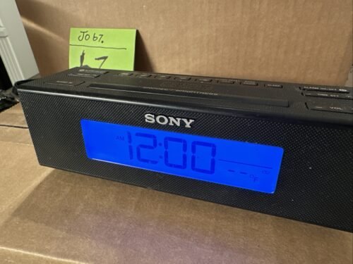 Sony Dream Machine Auto Time Set Model NO.ICF-C707