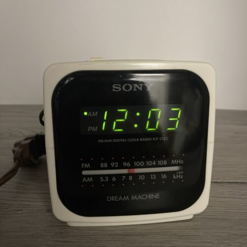 Sony Dream Machine Cube Alarm Clock AM/FM Radio Model ICF-C122 Cream LED Works