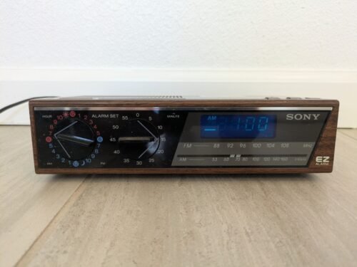 SONY Dream Machine FM/AM Digital Alarm Clock Radio EZ- 4 Simulated Wood TESTED