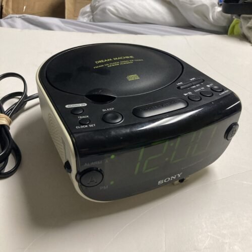 Sony Dream Machine FM/AM Radio CD Player Dual Alarm Clock ICF-CD815 TESTED WORKS