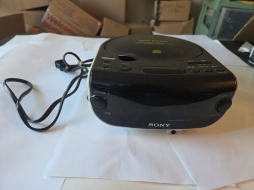 Sony Dream Machine FM/AM Radio CD Player Dual Alarm ICF-CD815~Tested~ “ Nice”