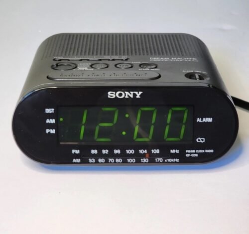Sony Dream Machine ICF-C218 Alarm Clock AM/FM Radio Auto Time Set Black Retro