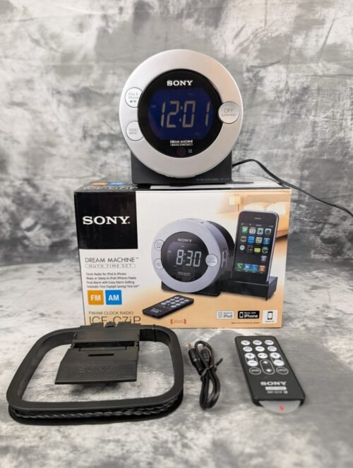 Sony Dream Machine ICF-C7IP AM/FM Radio Alarm Clock iPod Dock - Video Demo WORKS