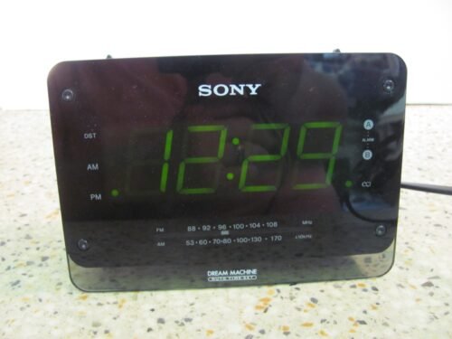 SONY Dream Machine Model ICF-C414 AM/FM Radio Digital Alarm Clock