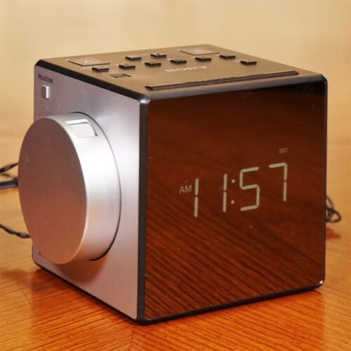 Sony ICF-C1PJ Alarm Clock Radio With Time Projector & Nature Sounds Tested Works
