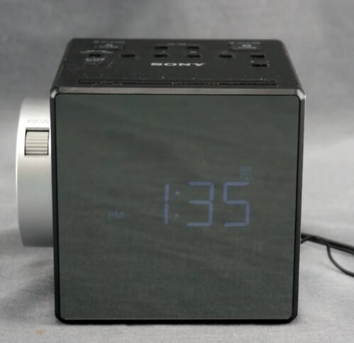 Sony ICF-C1PJ Alarm Clock Radio with Time Projector Nature Sounds USB TESTED