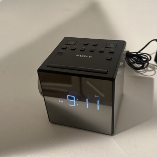 Sony ICF-C1PJ Alarm Clock Radio with Time Projector Nature Sounds USB TESTED