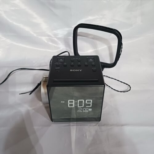 Sony ICF-C1PJ Alarm Clock Radio with Time Projector Nature Sounds USB Tested