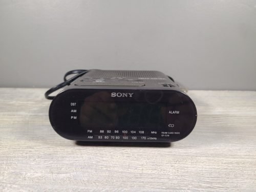 Sony ICF-C218 Dream Machine Alarm Clock Radio With Auto Time Set Black
