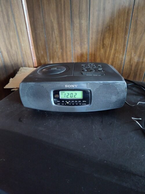Sony ICF-CD820 AM/FM Stereo Dual Alarm Clock Radio with CD Player Tested - WORKS