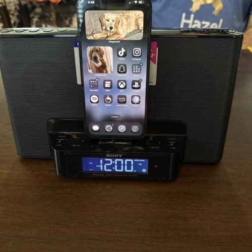 Sony ICF-CS15iPN Speaker Dock/clock Radio For iPod & iphone new with open box