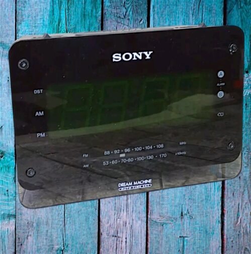 SONY Model ICF-C414 DREAM MACHINE Digital Display Alarm Clock AM/FM Radio Tested