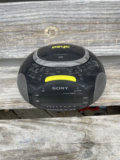 Sony PSYC ICF-CD832 Space CD Player, Alarm Clock, AM/FM Radio WORKS Black