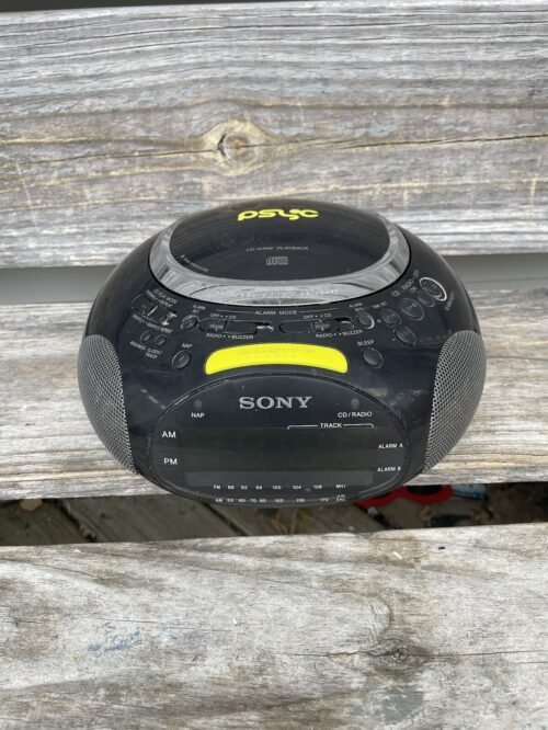 Sony PSYC ICF-CD832 Space CD Player, Alarm Clock, AM/FM Radio WORKS Black