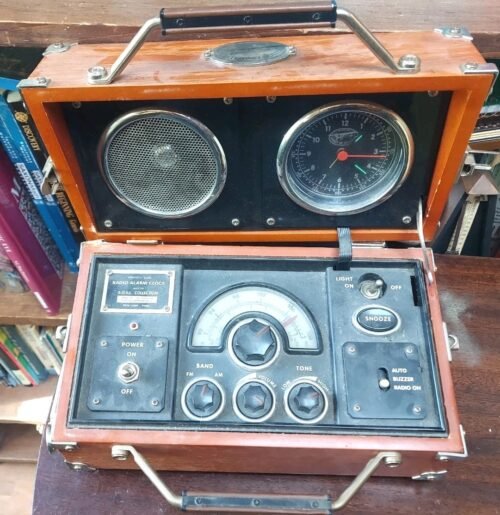 Spirit of St. Louis Radio Clock Aviator Flight Case S.O.S.L. *READ DESCRIPTION*