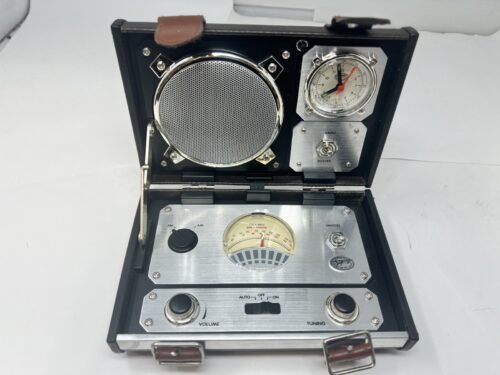 SPIRIT OF ST. LOUIS Travel Series Radio Alarm Clock 4250-16BR Mini-Trunk