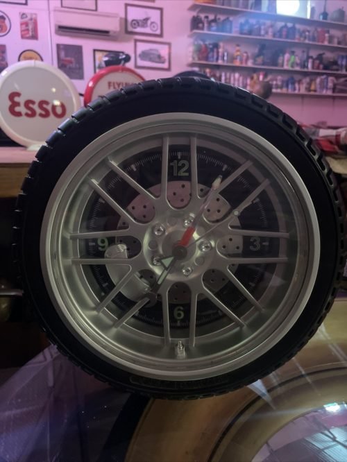 STERLING & NOBLE RALLY RUBBER TIRE WHEEL WALL CLOCK FOR CAR COLLECTOR