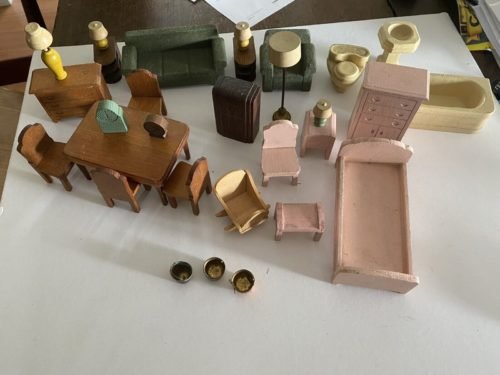 Strombecker Antique Dollhouse Miniature Furniture 30 Piece Set
