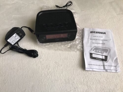 Sylvania Dual Alarm Clock Radio 1.8" Jumbo Digits SCR1388B