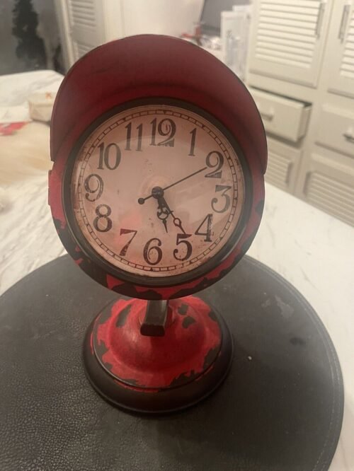 Table Clock In Red