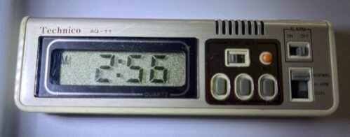 TECHNICO AQ-11 LCD Portable Travel Pocket Cordless Alarm Clock Vntg Tested Works