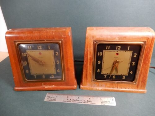 Telechron 3H151 Wooden Desk Clocks (2) Running One Missing Cord and Glass