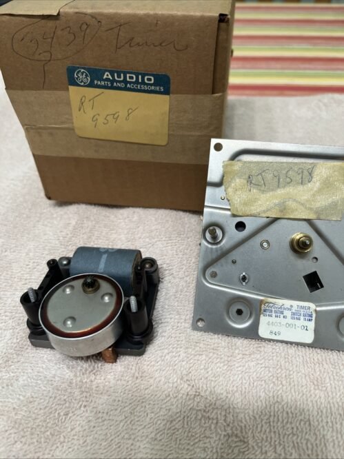 Telechron M3401, H3 NOS Rotor W/field & Clock Mechanism. GE. RT9598