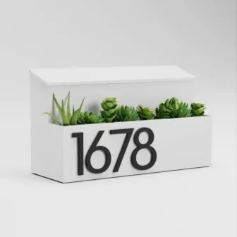 The Garden Wall-Mounted Mailbox