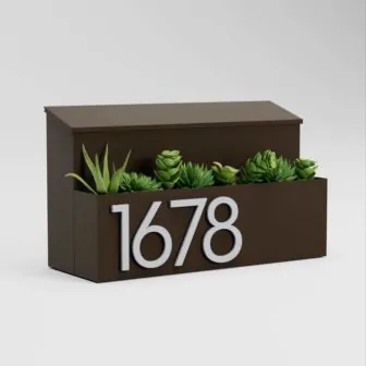 The Garden Wall-Mounted Mailbox
