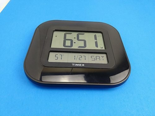 Timex 75322T Atomic Clock with Date, Day of Week and Indoor Temperature