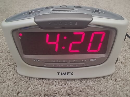 Timex | JUMBO DISPLAY CLOCK RADIO