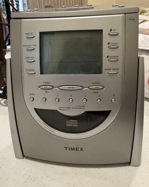 Timex Nature Sounds Model T618T CD Clock Radio Digital. Works Great For Charity.