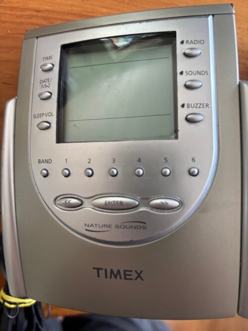 Timex T309T-A-R-(T) Nature Sounds Alarm clock / AM & FM radio