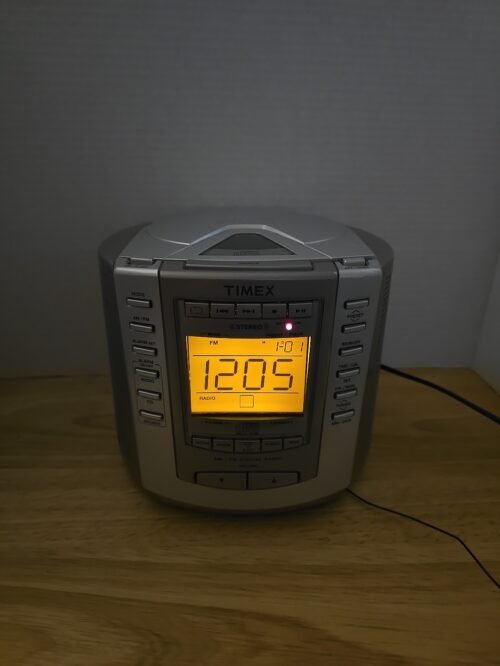 Timex T601S Alarm Clock AMFM Radio Nature Sounds Rare Triple Alarm