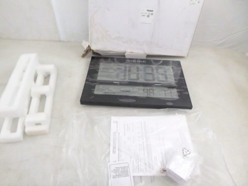 Traceable 1087 Radio-Controlled LCD Atomic Wall Clock Temperature