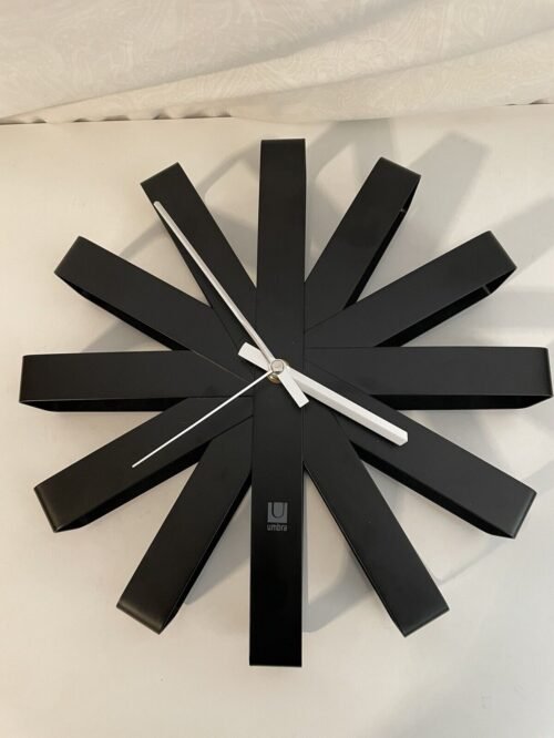 Umbra Ribbon Wall Clock - Modernist Michelle Ivankovic Vtg 2000s Black Asterisk