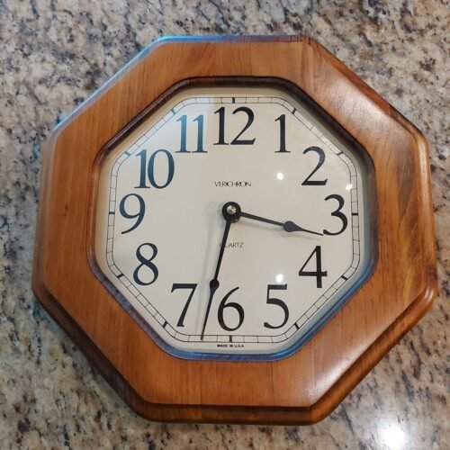 VERICHRON QUARTZ Wood Wall Clock Octagonal WORKS Made In USA Vintage