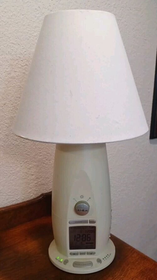 Verilux Rise and Shine Natural Sounds Alarm Clock Dimmable Lamp And Radio VTG