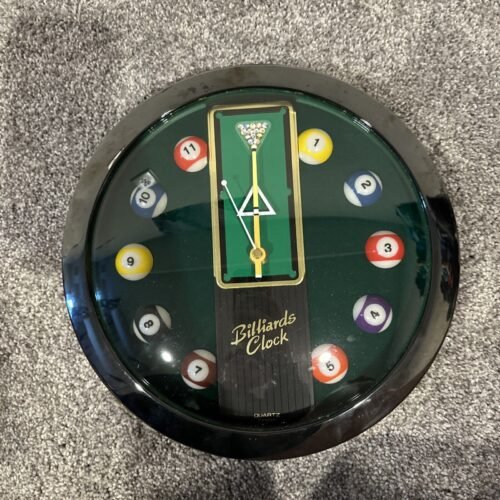 Vintage 11.25" BILLIARDS POOL BALL QUARTZ WALL CLOCK