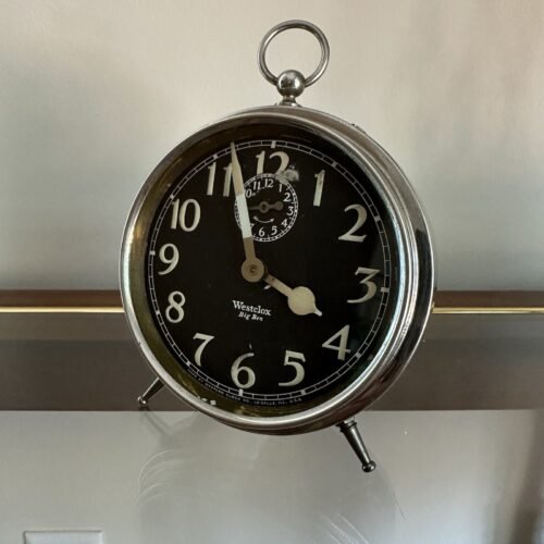 Vintage 1920โs Westclox Big Ben Steel Case Wind Up Peg Leg Alarm Clock