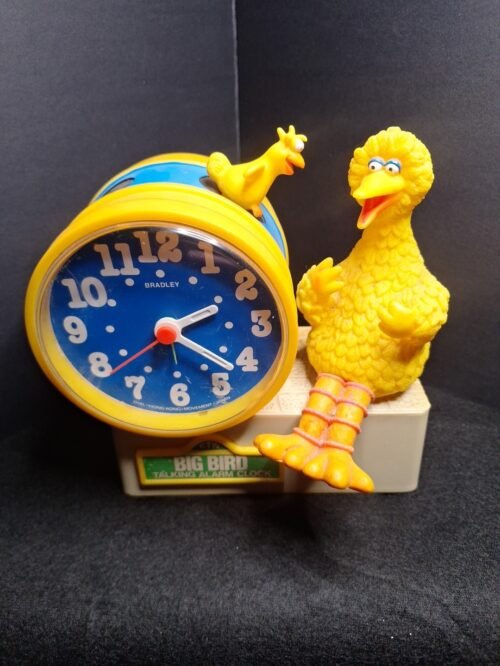 Vintage 1977 Sesame Street BIG BIRD Wind Up ALARM CLOCK