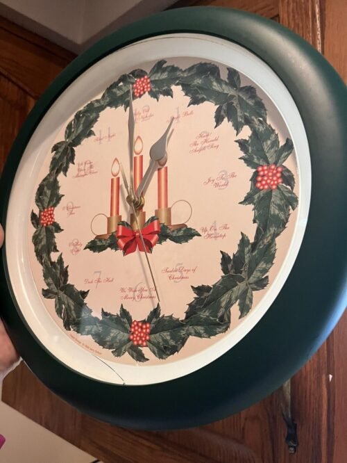 Vintage 1999 Feldstein Christmas Musical Wall Clock Christmas Songs Works!