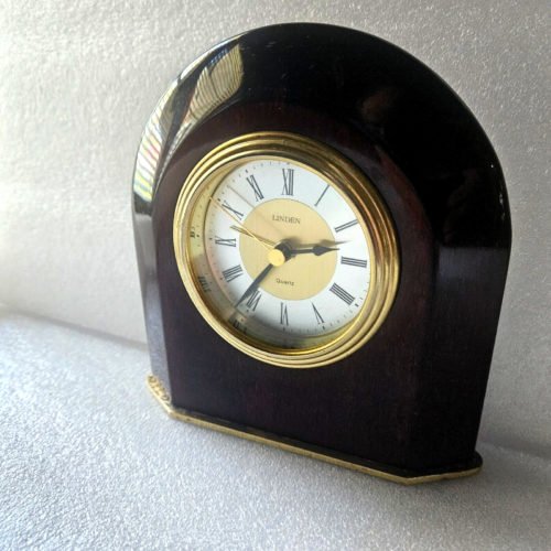 Vintage 6" Tall Linden Quartz Shelf/Desk Alarm Clock/Mahogany Finish w/Gold Trim